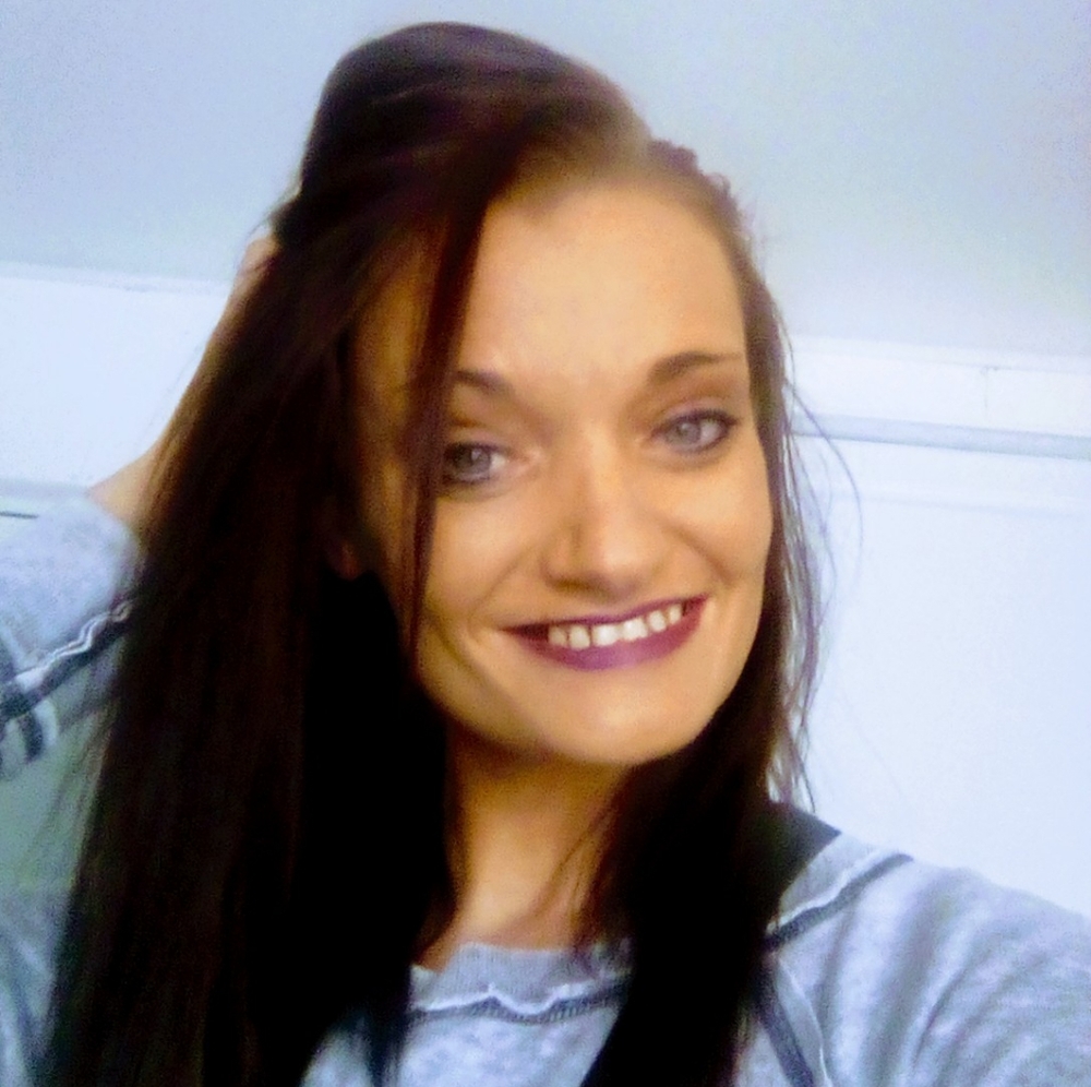 Meet your Posher, Wes-kayla